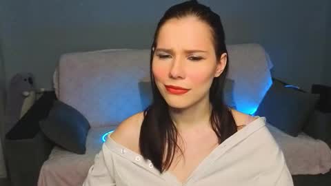 Snapshot of mellhyees chatting on 7, 3, 2026 mellhyees online show from 7, 3, 2026