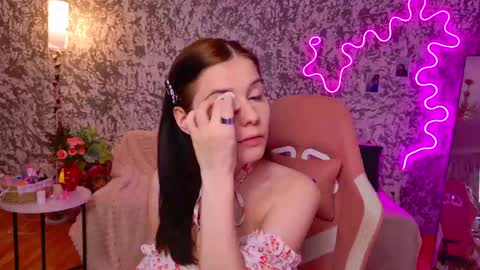 Snapshot of mellhyees chatting on 28, 3, 2026 mellhyees online show from 28, 3, 2026