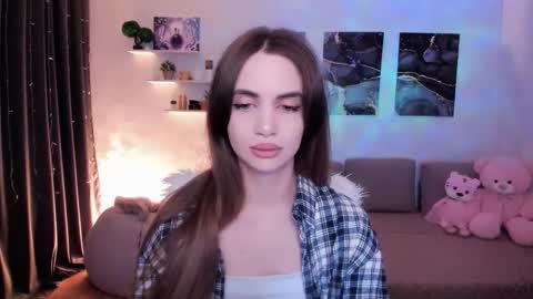 Snapshot of mellifluoustess chatting on 21, 10, 2025 Tessa online show from 21, 10, 2025