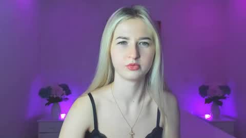 Snapshot of mellina_tey chatting on 18, 2, 2025 Mellina online show from 18, 2, 2025