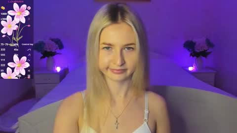 Snapshot of mellina_tey chatting on 20, 12, 2025 Mellina online show from 20, 12, 2025