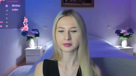 Snapshot of mellina_tey chatting on 2, 3, 2026 Mellina online show from 2, 3, 2026