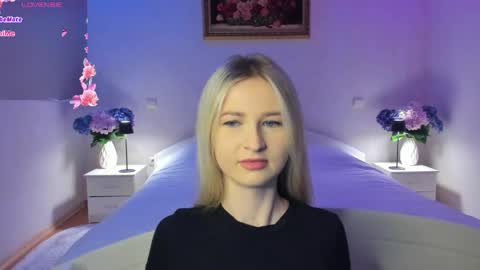 Snapshot of mellina_tey chatting on 13, 4, 2026 Mellina online show from 13, 4, 2026