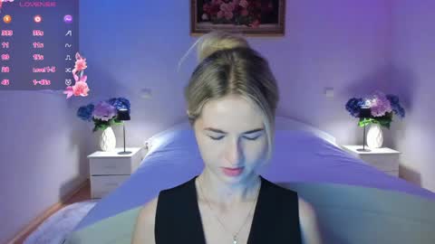 Snapshot of mellina_tey chatting on 16, 4, 2026 Mellina online show from 16, 4, 2026