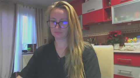Snapshot of melly_rosey chatting on 16, 12, 2024 Melly online show from 16, 12, 2024