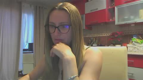 Snapshot of melly_rosey chatting on 16, 1, 2025 Melly online show from 16, 1, 2025
