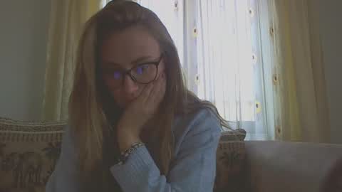 Snapshot of melly_rosey chatting on 17, 1, 2025 Melly online show from 17, 1, 2025