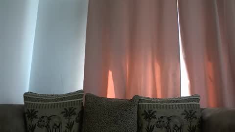 Snapshot of melly_rosey chatting on 12, 5, 2026 Melly online show from 12, 5, 2026