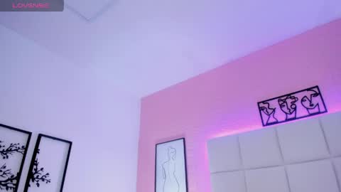 MELODDY PARKERR online show from 14, 4, 2026