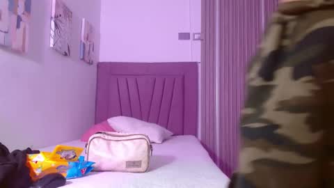 Snapshot of melody_mercy chatting on 8, 1, 2025 melody_mercy online show from 8, 1, 2025