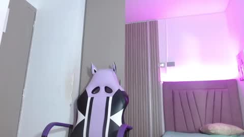 Snapshot of melody_mercy chatting on 6, 2, 2025 melody_mercy online show from 6, 2, 2025