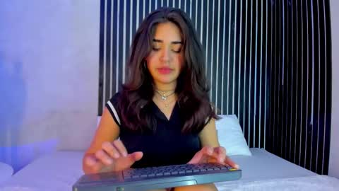 melody phillips online show from 24, 2, 2026