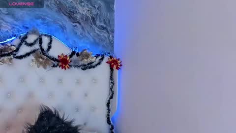 Snapshot of melody_suarez chatting on 18, 12, 2024 MELODY online show from 18, 12, 2024