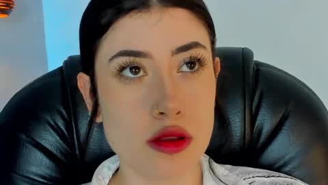 Snapshot of melody_suarez chatting on 17, 1, 2025 MELODY online show from 17, 1, 2025