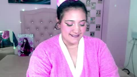 Snapshot of melody_tarly chatting on 4, 1, 2025 melody_tarly online show from 4, 1, 2025
