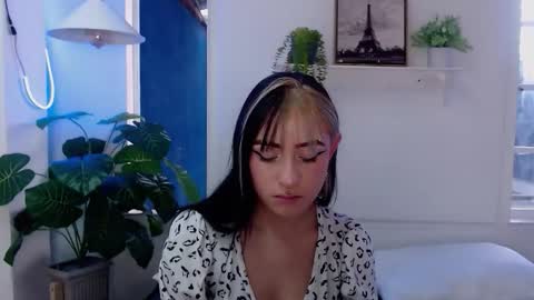 Snapshot of melodygirl2__ chatting on 20, 3, 2026 MELODY online show from 20, 3, 2026