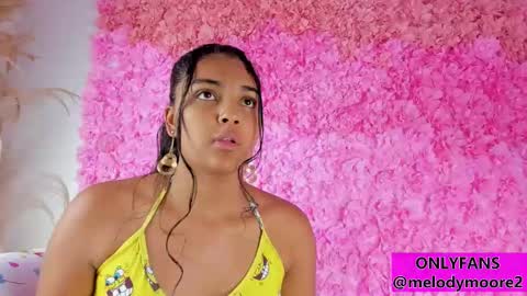 Snapshot of melodymoore_ chatting on 12, 10, 2025 Melody online show from 12, 10, 2025