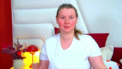 Snapshot of melodymoores chatting on 25, 3, 2026 Melody online show from 25, 3, 2026