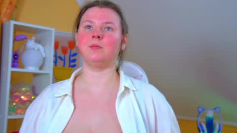 Snapshot of melodymoores chatting on 8, 4, 2026 Melody online show from 8, 4, 2026