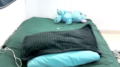 Snapshot of melodyqueen_ chatting on 3, 11, 2025 melodyqueen_ online show from 3, 11, 2025