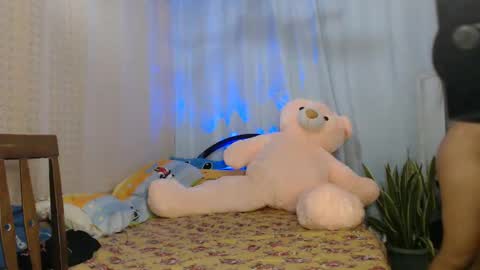 Snapshot of meloxxx87 chatting on 22, 2, 2025 cassy online show from 22, 2, 2025