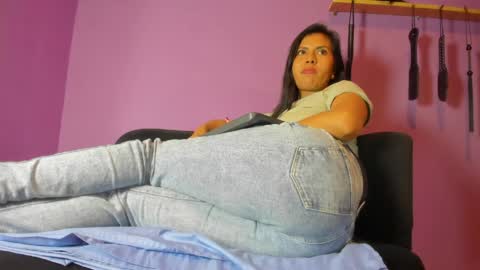 Snapshot of melydoll_ chatting on 31, 3, 2026 Maelly online show from 31, 3, 2026