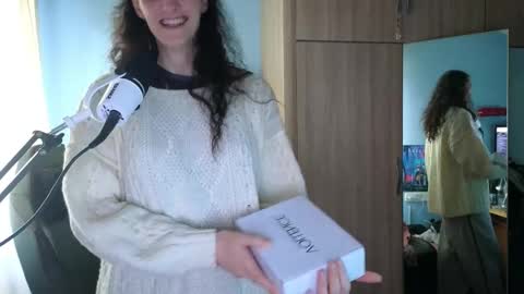 Snapshot of memisecrets chatting on 12, 3, 2026 Megumi Aina online show from 12, 3, 2026