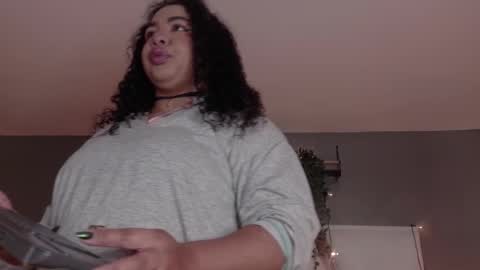 Snapshot of memphiswilliams chatting on 11, 11, 2025 Memphis Williams online show from 11, 11, 2025