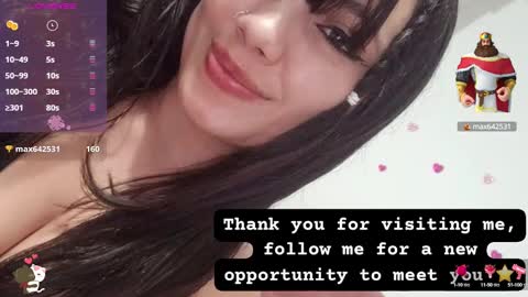 Snapshot of mena_hicks chatting on 22, 2, 2025 Heart online show from 22, 2, 2025