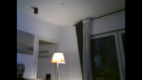 Snapshot of menace2dennis chatting on 24, 3, 2026 Dennis2Menace online show from 24, 3, 2026