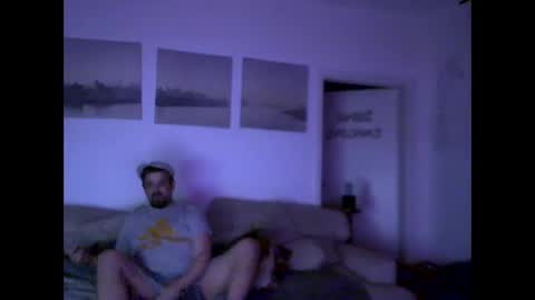 Snapshot of menace2dennis chatting on 11, 4, 2026 Dennis2Menace online show from 11, 4, 2026