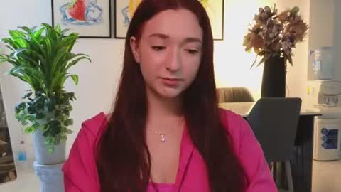 Snapshot of mencialo chatting on 23, 7, 2026 Mencialo online show from 23, 7, 2026