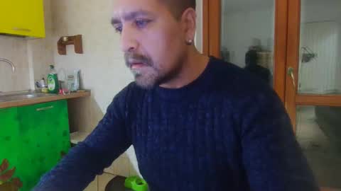 Snapshot of menformen1929 chatting on 15, 12, 2025 menformen1929 online show from 15, 12, 2025