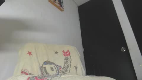 Snapshot of mensexydick20 chatting on 5, 11, 2025 big brown online show from 5, 11, 2025