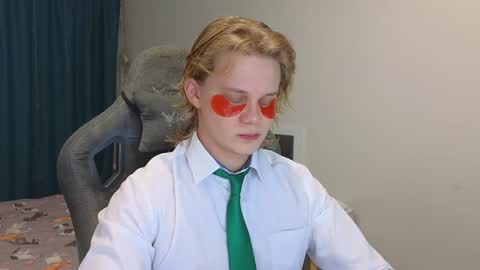 Snapshot of meow_mickey chatting on 22, 1, 2025 Mickey online show from 22, 1, 2025