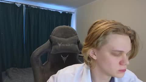 Snapshot of meow_mickey chatting on 9, 2, 2025 Mickey online show from 9, 2, 2025