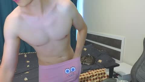 Snapshot of meow_mickey chatting on 2, 10, 2025 Mickey online show from 2, 10, 2025