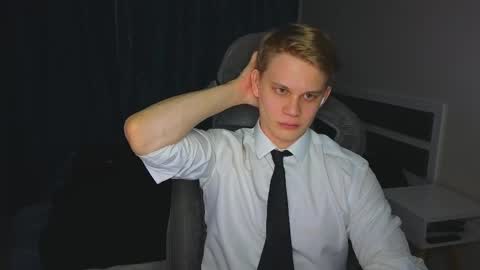 Snapshot of meow_mickey chatting on 3, 3, 2026 Mickey online show from 3, 3, 2026