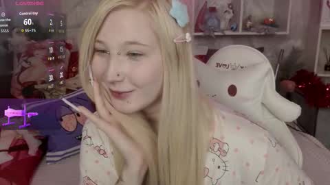 Snapshot of meowkakitty chatting on 20, 12, 2025 MeowkaKitty online show from 20, 12, 2025