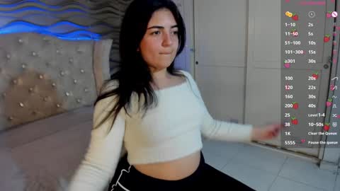 Snapshot of meraki_fraise chatting on 24, 1, 2025 online show from 24, 1, 2025