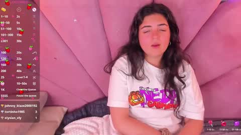 Snapshot of meraki_fraise chatting on 9, 2, 2025 online show from 9, 2, 2025