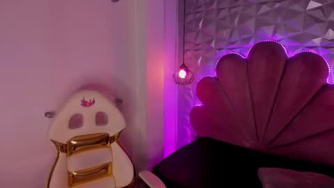 Snapshot of meraki_fraise chatting on 20, 2, 2025 online show from 20, 2, 2025