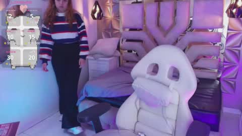 Snapshot of meraki_fraise chatting on 8, 9, 2025 online show from 8, 9, 2025