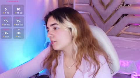 Snapshot of meraki_fraise chatting on 2, 10, 2025 online show from 2, 10, 2025