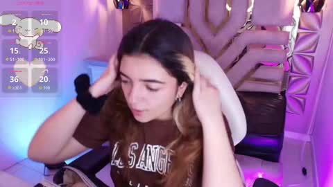 Snapshot of meraki_fraise chatting on 18, 10, 2025 online show from 18, 10, 2025