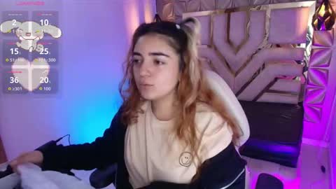 Snapshot of meraki_fraise chatting on 4, 11, 2025 online show from 4, 11, 2025