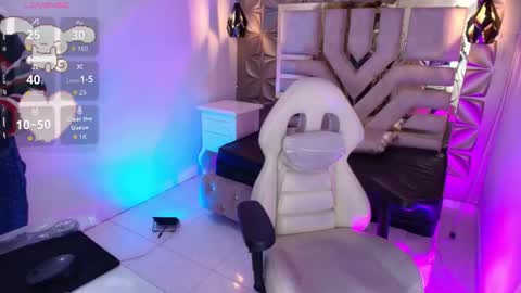 Snapshot of meraki_fraise chatting on 15, 11, 2025 online show from 15, 11, 2025