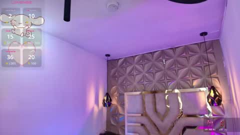 Snapshot of meraki_fraise chatting on 19, 11, 2025 online show from 19, 11, 2025