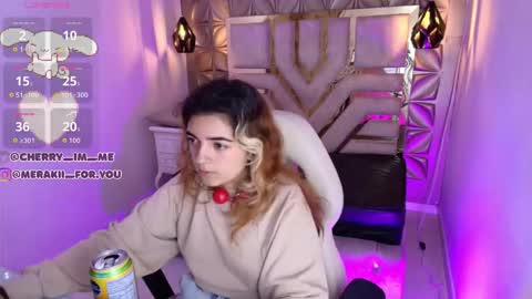 Snapshot of meraki_fraise chatting on 25, 11, 2025 online show from 25, 11, 2025