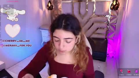 Snapshot of meraki_fraise chatting on 4, 12, 2025 online show from 4, 12, 2025